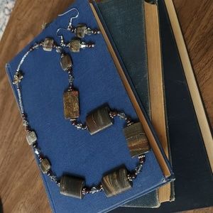 🩷 Handmade Stone Necklace and Earrings Set